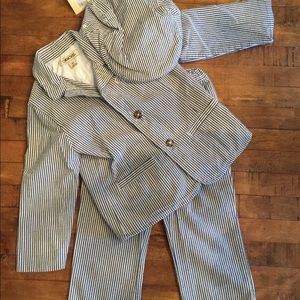 Boys 3T Seersucker Suit and Hat